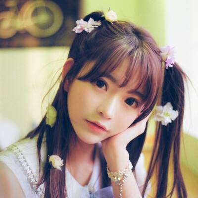 西方战船停靠