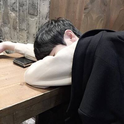 李薇：论18世纪英国道德情感主义中的同情