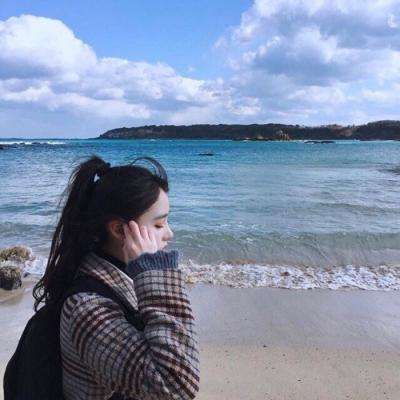 飞行的兔子