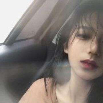 停靠军车